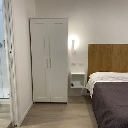 B8 Wang Bed & Breakfast Rome Bagian luar foto