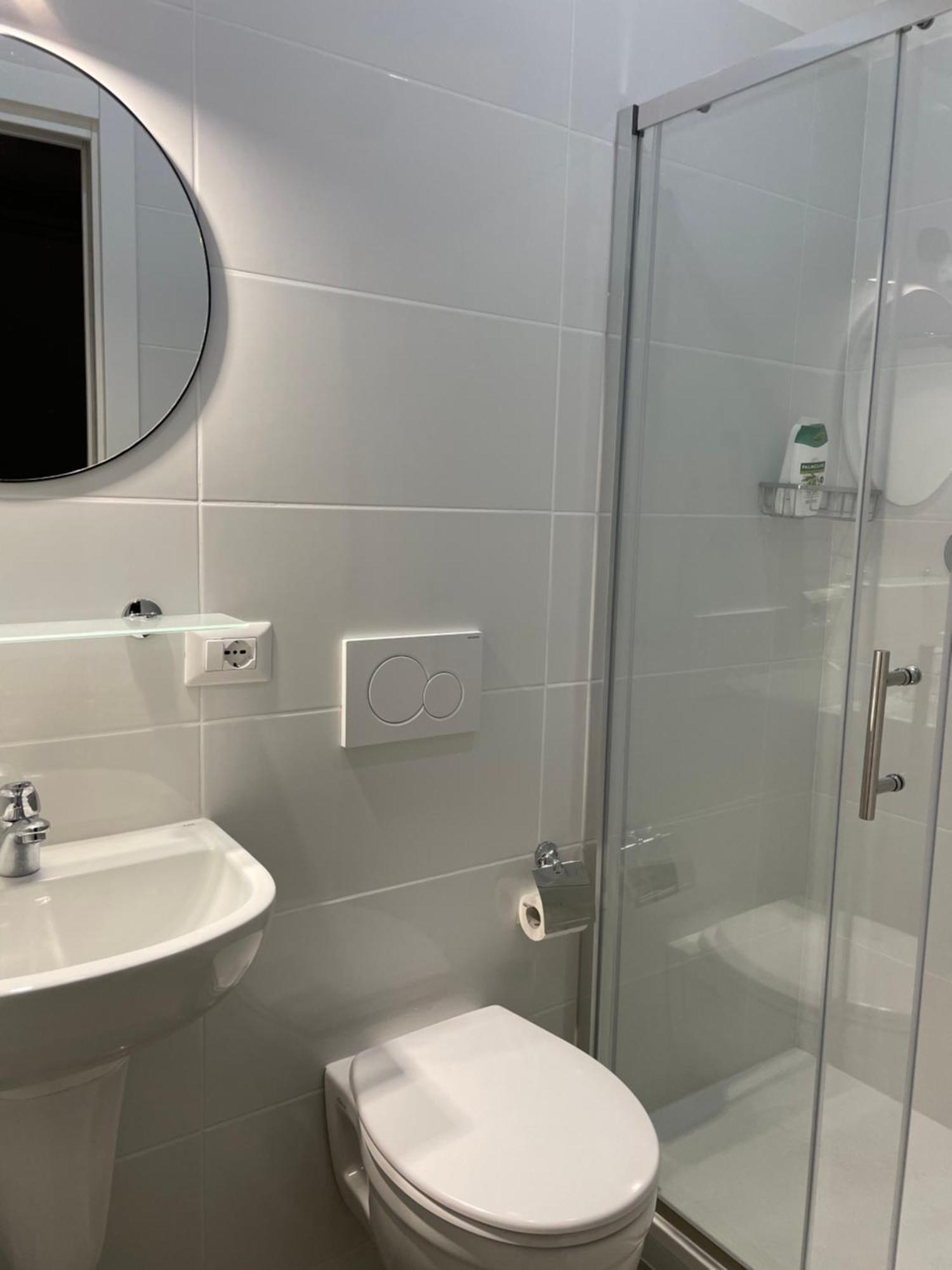 B8 Wang Bed & Breakfast Rome Bagian luar foto